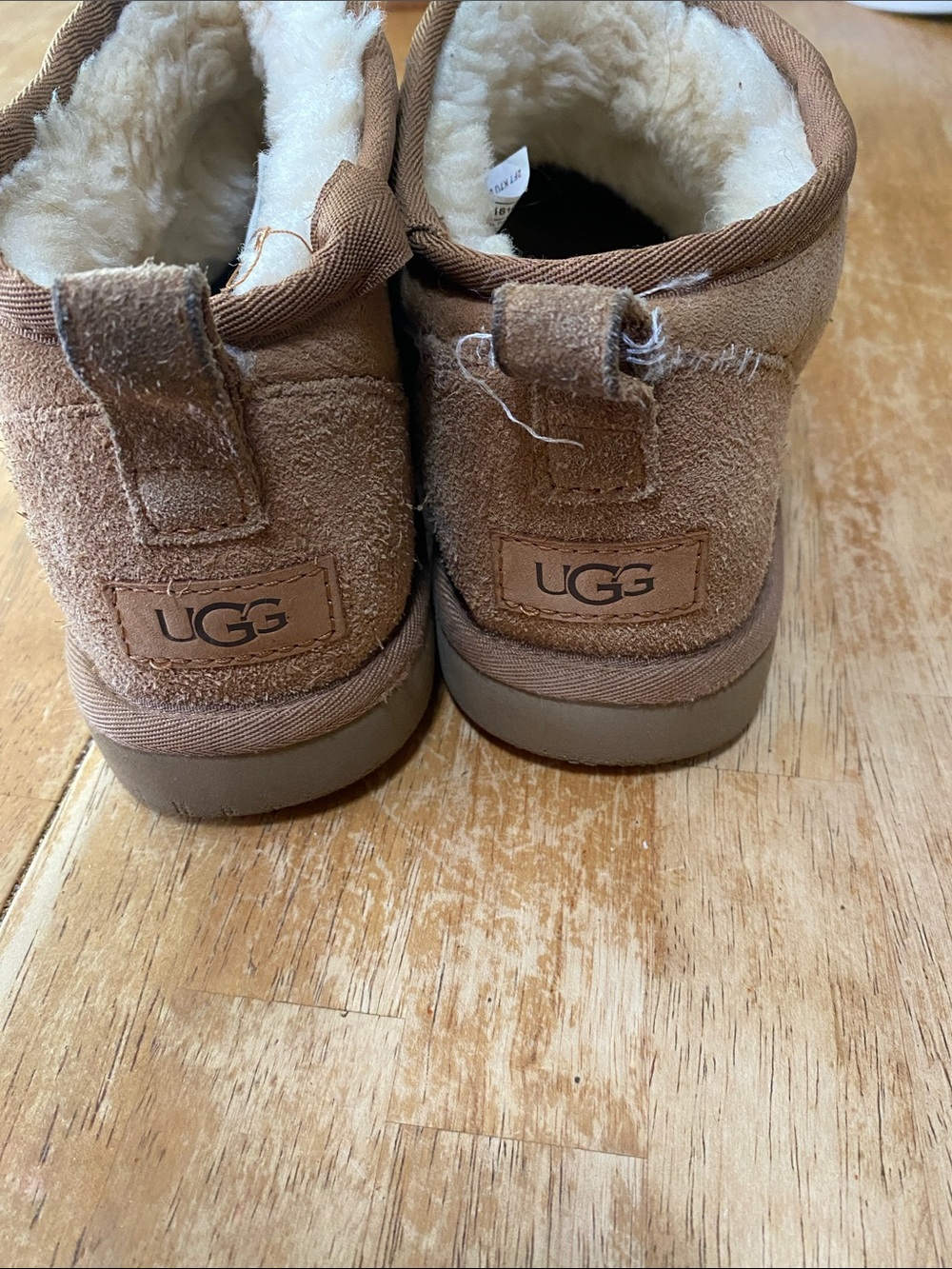 Beautiful UGG Chestnut Suede Shearling Booties